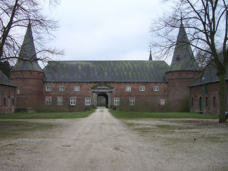 Geldern : Schloss Haag, Äußere Vorburg